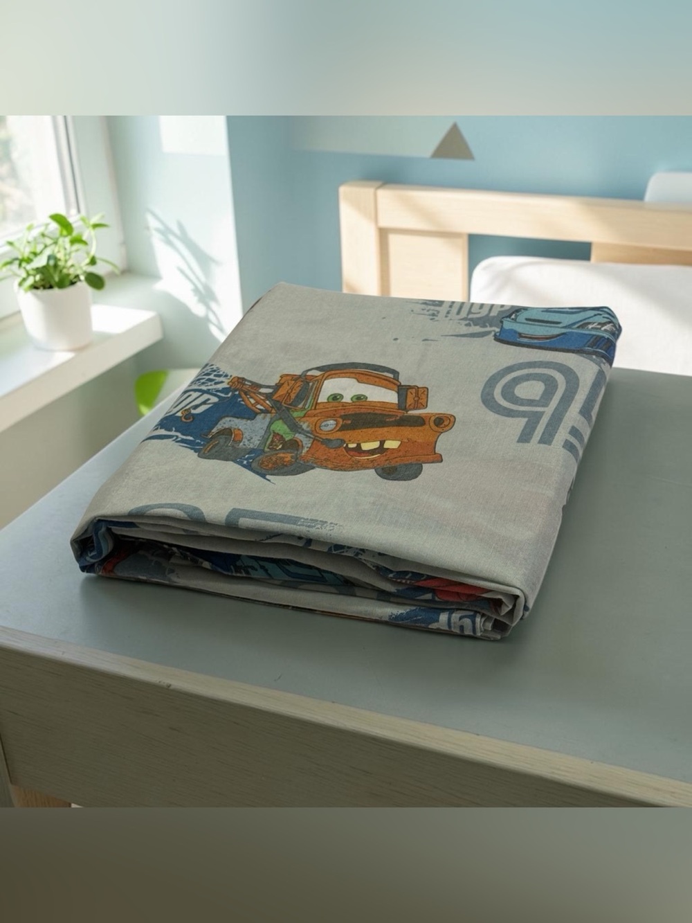 Disney Pixar Cars Flat Bed Sheet Full RSN World Grand Prix Lightning McQueen